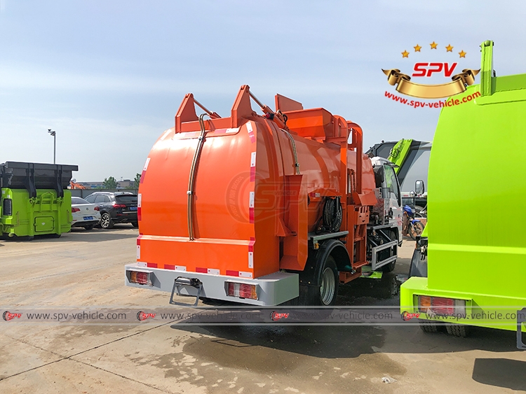 5,000 Litres Food Waste Garbage Truck ISUZU - RB